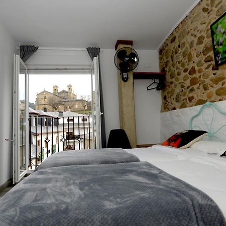 Hostel El Campano Villafranca del Bierzo Kültér fotó