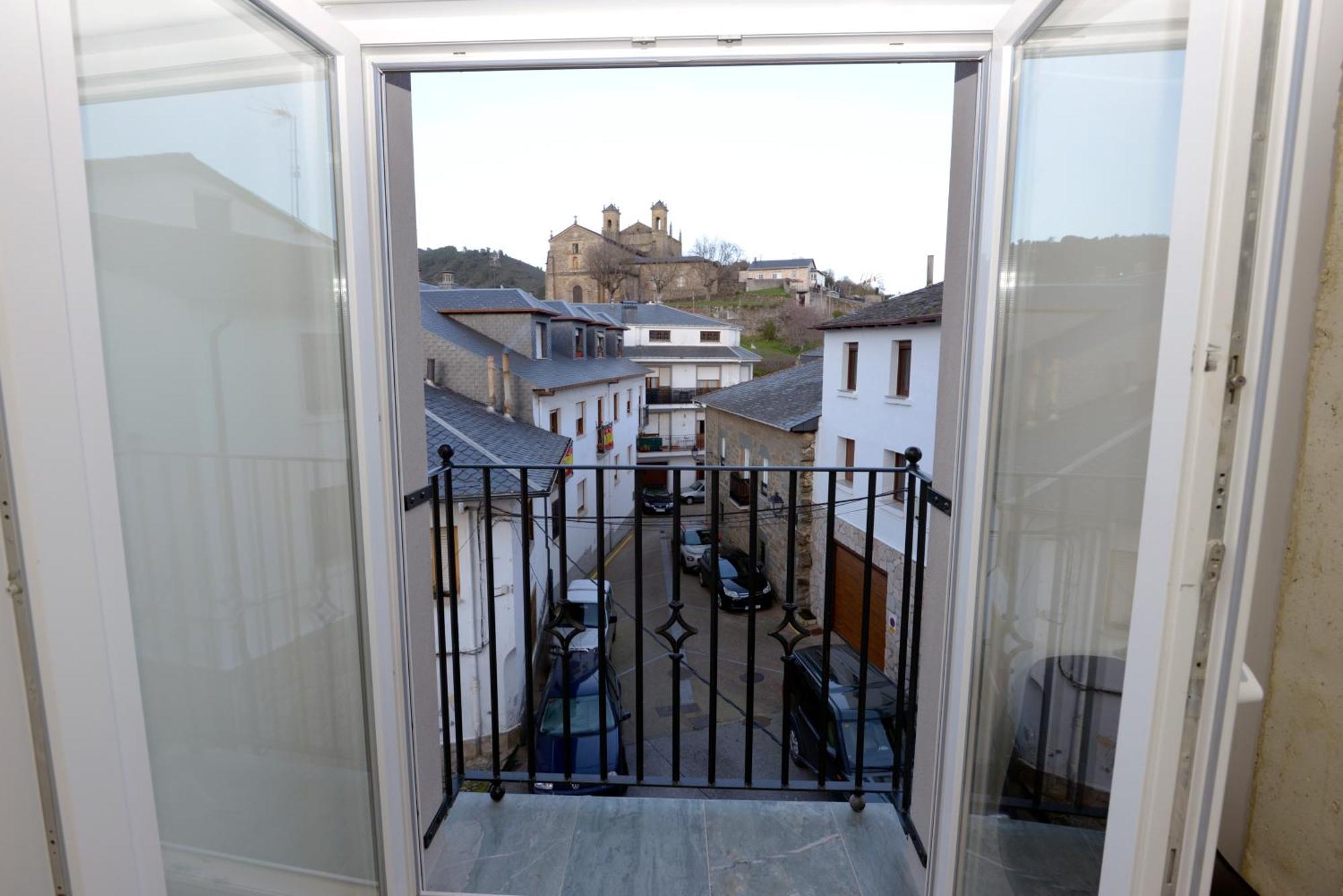 Hostel El Campano Villafranca del Bierzo Kültér fotó